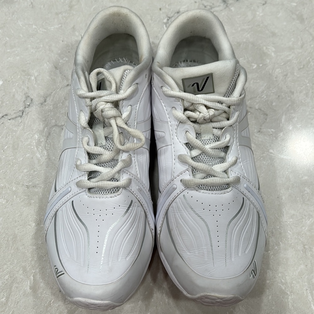 Varsity cheer shoe size 8.5